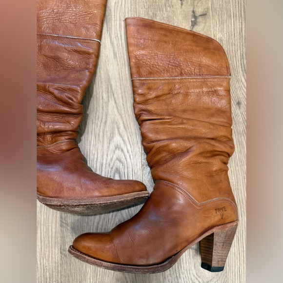 Frye Women's Brown Leather Heeled Boots - Picture 3 of 11